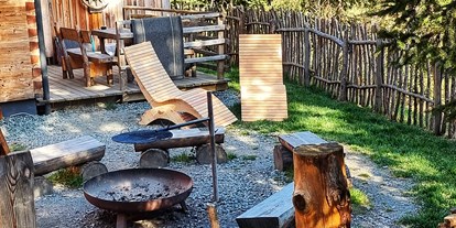 Hüttendorf - Sauna: im Chalet - Turrach - Außenbereich Groaße Hittn  - Almhütten Sprachmann Flattnitz