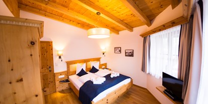 Hüttendorf - Chaletgröße: 2 - 4 Personen - Seefeld in Tirol - Chalets & Aparthotel Grünwald Resort Sölden mit Pool an der Piste