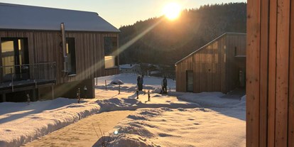 Hüttendorf - zustellbares Kinderbett - Bodenmais - Winter im Feriendorf - Waidlerland Feriendorf