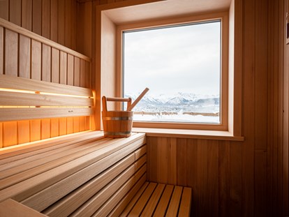 Hüttendorf - zustellbares Kinderbett - Allgäu - Sauna mit Bergblick - DIE ZWEI Sonnen Chalets