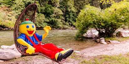 Hüttendorf - Schwerpunkt: Urlaub mit Hund - Smileys Fluss Chalet