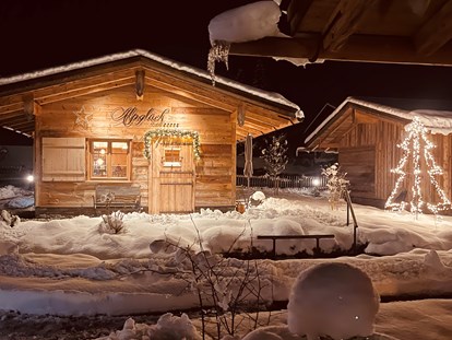 Hüttendorf - Sauna: im Chalet - Weihnachtsstimmung im Chaletdorf Alpglück in Oberstdorf/Allgäu - Alpglück Chalets *****