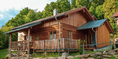 Hüttendorf - zustellbares Kinderbett - Bodenmais - Chalet für Zwei  mit Außensauna - Ferienhäuser Sunleitn