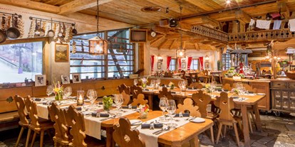 Hüttendorf - Schwerpunkt: Romantikurlaub - Deutschland - Restaurant Salzburger Hochalm - BaumChalets im Alpenpark Neuss