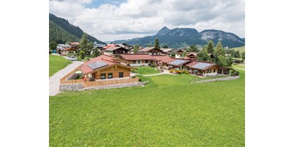 Hüttendorf - Vegetarisch - Seefeld in Tirol - Übersicht auf das Almdorf Tirol am Haldensee - Almdorf Tirol am Haldensee
