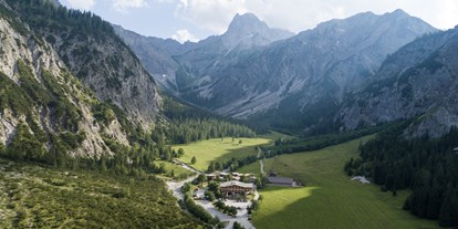 Hüttendorf - Wellnessbereich: im Hauptgebäude - Tiroler Unterland - Gramai Alm Alpengenuss & Natur Spa - Baumchalet Berg.Glück
