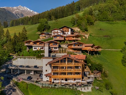Hüttendorf - Gartengrill - Südtirol - Mountain Village Hasenegg - MOUNTAIN VILLAGE HASENEGG