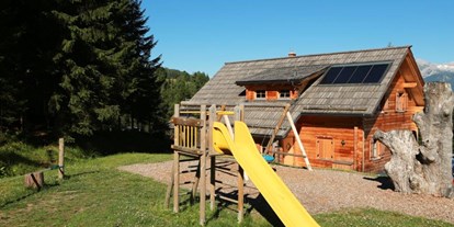 Hüttendorf - Umgebungsschwerpunkt: Berg - Steiermark - Auch ein Spielplatz ist vorhanden - Hüttendorf Pruggern