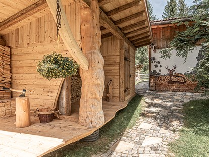 Hüttendorf - Sauna: im Chalet - Österreich - Der Weg zur Wildererhütte - Almhütten Moll am Haldensee