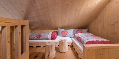 Hüttendorf - zustellbares Kinderbett - Südtirol - Niederthalerhof