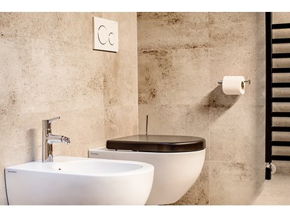 Hüttendorf - Typ: Luxuschalet - Südtirol - WC - STERN MOUNTAIN CHALETS ****