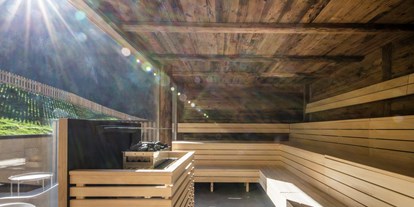 Hüttendorf - Chaletgröße: mehr als 10 Personen - Sauna im Wellnessbereich im Berghaus Schröcken - Berghaus Schröcken