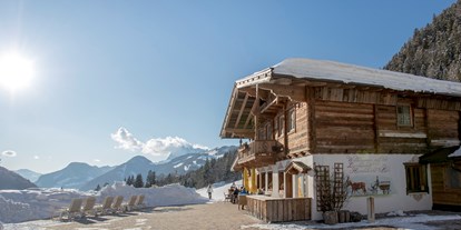Hüttendorf - Umgebungsschwerpunkt: Berg - Tiroler Unterland - Almhütten-Suite - Chalets am Hotel Der Lärchenhof