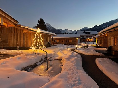 Hüttendorf - Skiraum: im Hauptgebäude - So romantisch ... Weihnachten im Chaletdorf ALPGLÜCK - Alpglück Chalets *****