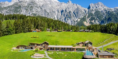 Hüttendorf - zustellbares Kinderbett - Pinzgau - PRIESTEREGG Premium ECO Resort