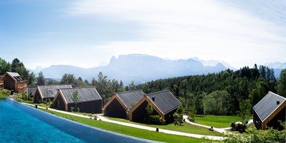 Hüttendorf - Skiraum: im Hauptgebäude - Italien - ADLER Lodge RITTEN panoramic view - ADLER Lodge RITTEN