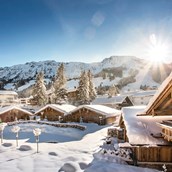 Chalet - Winterliches Chaletsdorf - Alpin Chalets Panoramahotel Oberjoch