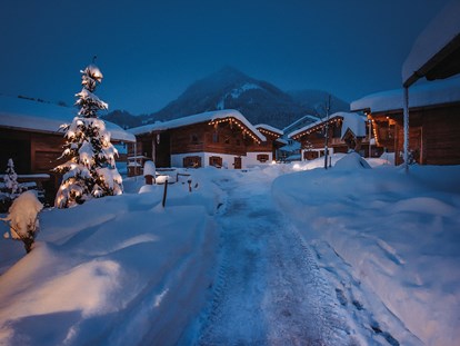 Hüttendorf - Typ: Lodge - Hinterellenbogen - Winter im Chaletdorf - Alpzitt Chalets