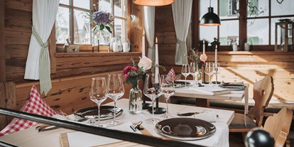 Hüttendorf - Typ: Luxuschalet - PLZ 6884 (Österreich) - Fine Dining in unserem Restaurant Genusswerk - Alpzitt Chalets