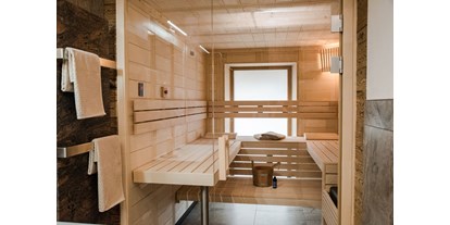 Hüttendorf - Sauna: im Chalet - Roßbach (Suben) - Blockhausen Luxus Chalets