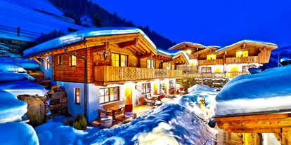 Hüttendorf - Skitouren - Vorderkrimml - Abendstimmung im Anno Dazumal - Alpendorf Anno Dazumal