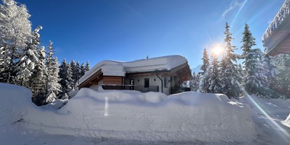 Hüttendorf - Skiraum: im Chalet - Stumm - Sam-Alm 