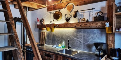 Hüttendorf - Sauna: im Chalet - Grai (Glödnitz) - Küche Kloane Hittn  - Almhütten Sprachmann Flattnitz