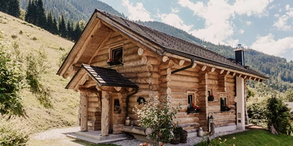 Hüttendorf - Balkon - Berg (Anthering, Hallwang) - Chalet "Black Bear - WoodRidge Luxury Chalets