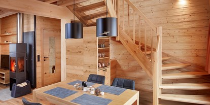 Hüttendorf - Sauna: im Hauptgebäude - Fischen im Allgäu - Esszimmer  - Zugspitz Lodge