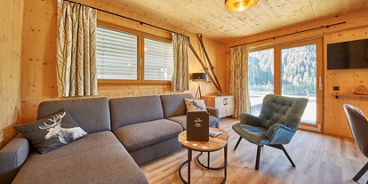 Hüttendorf - King Size Bett - Pinzgau - AlpenParks Chalet & Apartment Steve Lodge Viehhofen