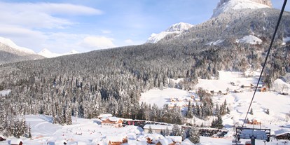 Hüttendorf - Frühstück: Brotservice - AlpenParks Hagan Lodge Altaussee