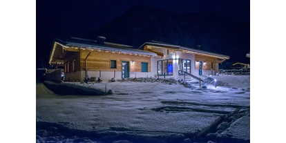 Hüttendorf - Schwerpunkt: Winterurlaub - Schwabsoien - Unser gemütliches Wellness Chalet  - Almdorf Tirol am Haldensee