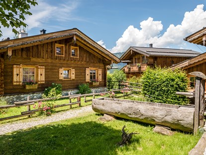 Hüttendorf - Sauna: im Chalet - Obsmarkt - almlust