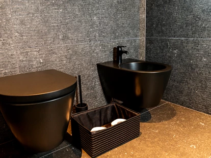 Hüttendorf - Fügenberg - Restroom incl Bidet  - Black Diamond Chalet