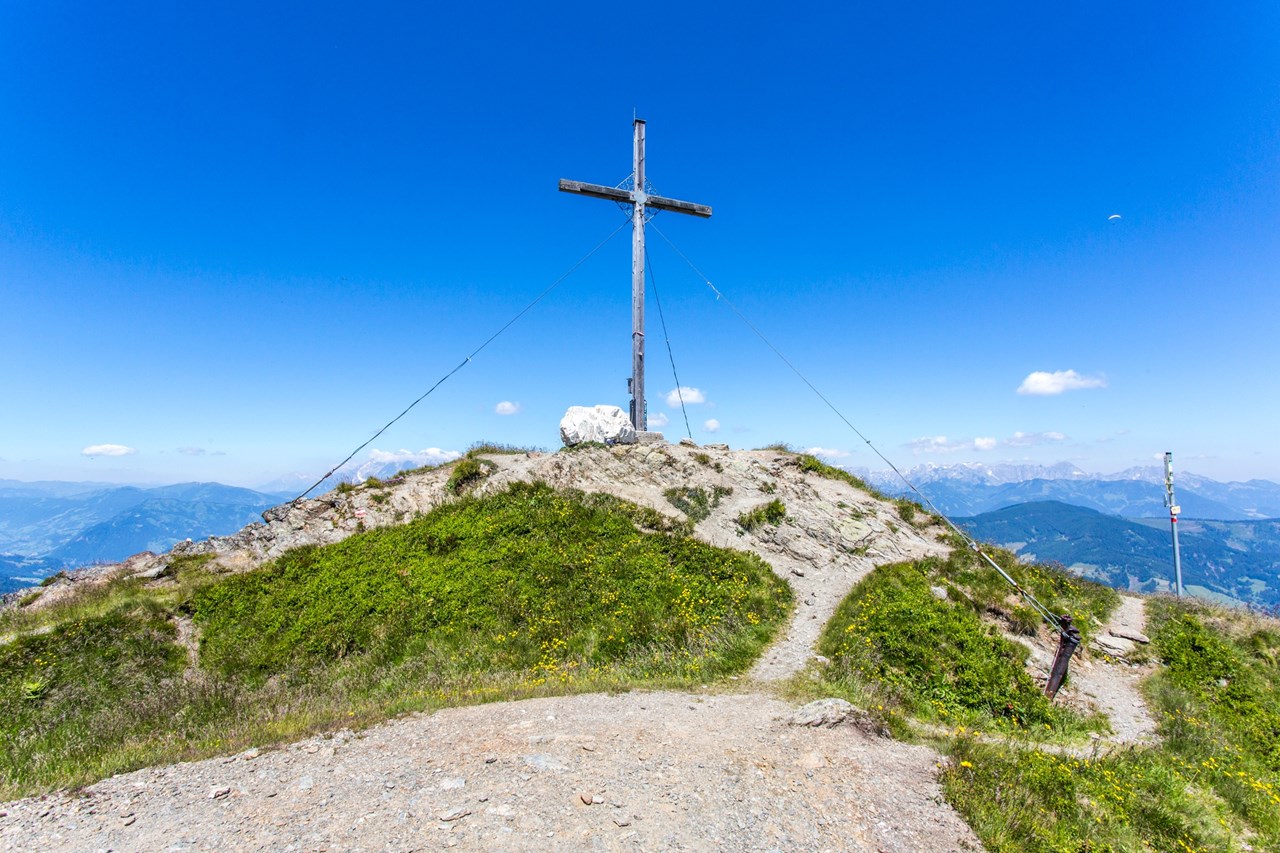 Sieglhub Chalets Appartements Hotel Ausflugsziele Rundwanderung aufs Grießenkar inkl. Gipfelsieg für die ganze Familie