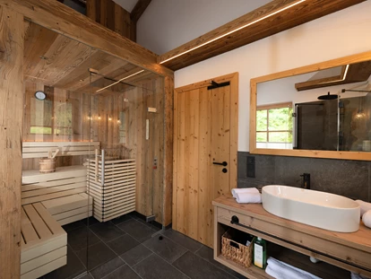 Hüttendorf - PLZ 5672 (Österreich) - Sauna - Chalet Lois - Hotel Dorfer