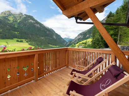 Hüttendorf - PLZ 5672 (Österreich) - Ausblick Balkon - Chalet Lois - Hotel Dorfer