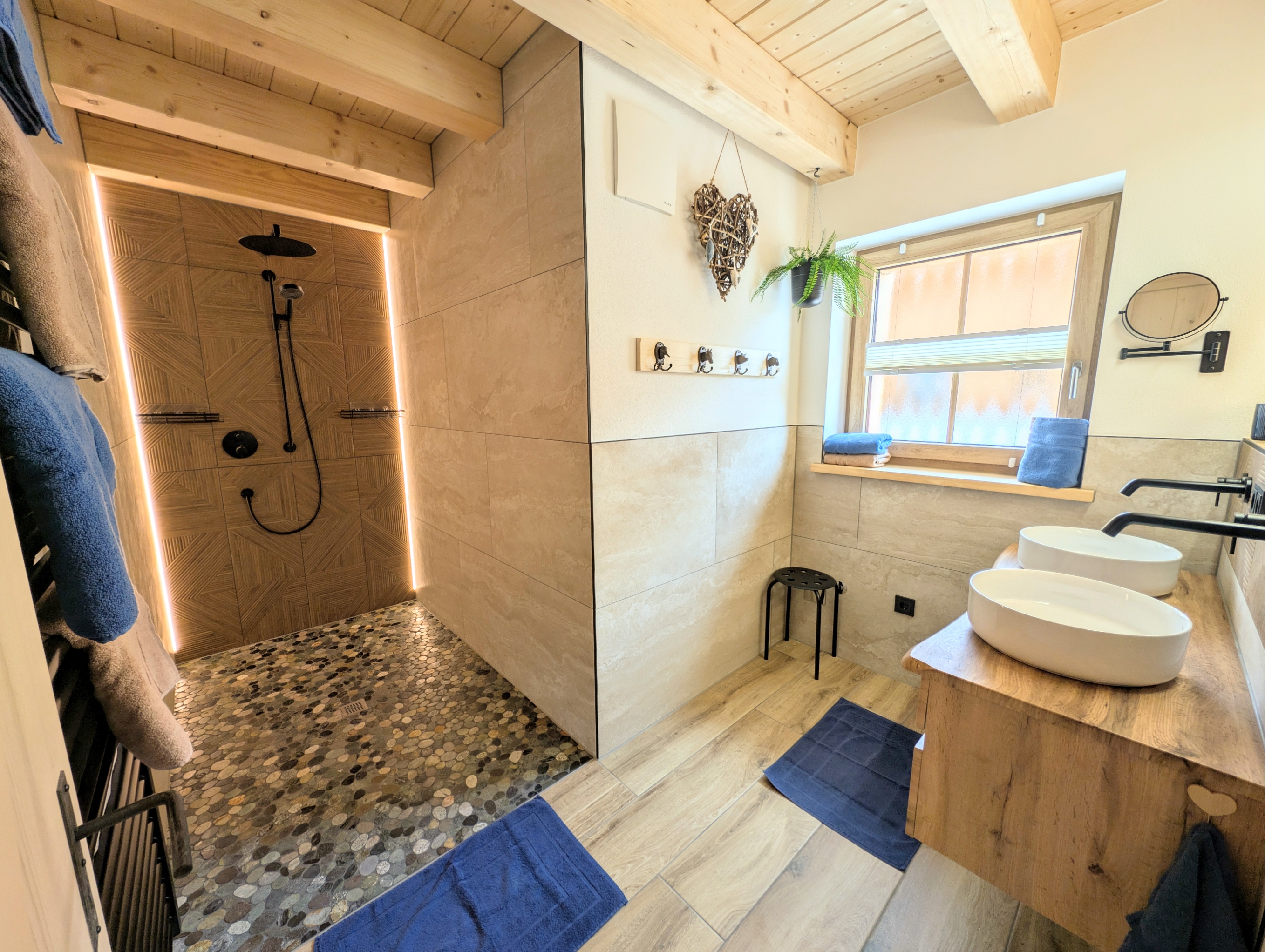 Chalet: Badezimmer - Inser Hof - Hüttenleben Bayern