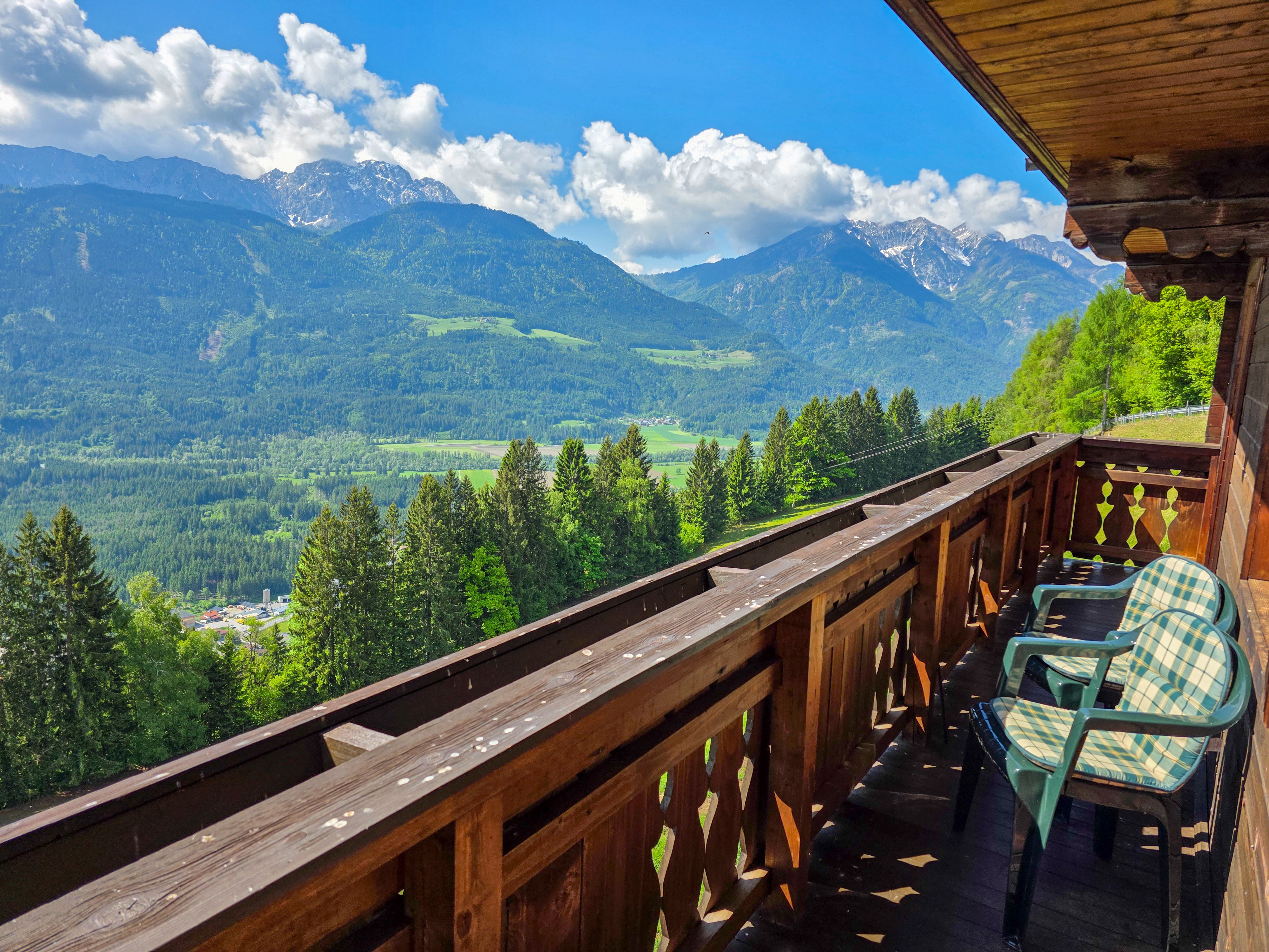 Chalet: Balkon im 1. Stock (Schlafzimmer 2 und 3) - Beim Rauter – Emberger Alm - Außen