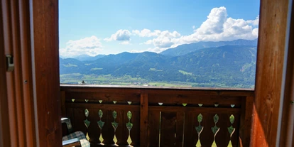 Hüttendorf - Chaletgröße: 8 - 10 Personen - Ausblick von Balkontüre in Schlafzimmer 3 – Blick nach Süden - Beim Rauter – Emberger Alm