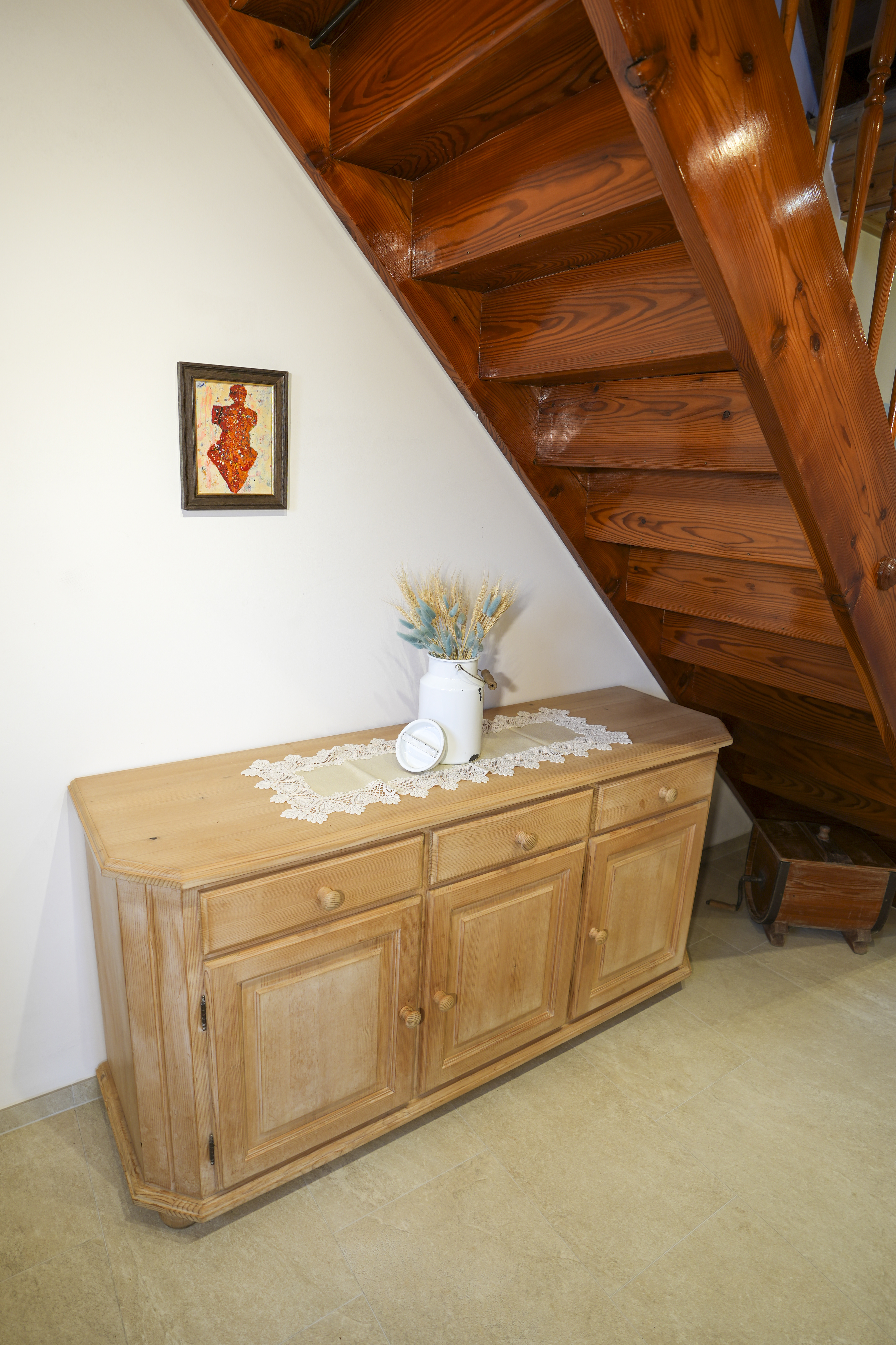 Chalet: Vorraum/Stiegenaufgang Erdgeschoss - Beim Rauter – Emberger Alm - Innen