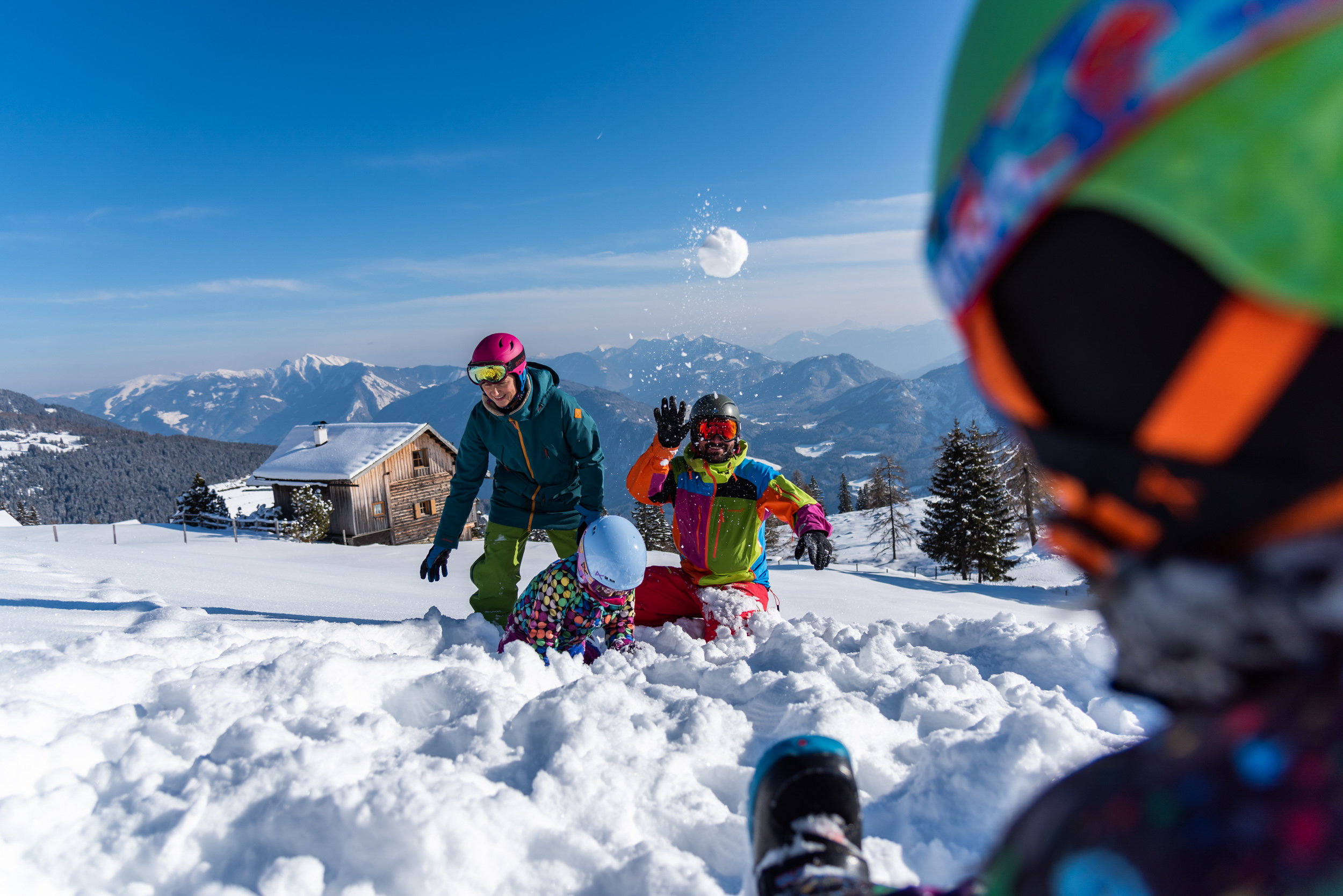 Chalet: Spielen im Schnee auf der Emberger Alm - Beim Rauter – Emberger Alm - Umgebung