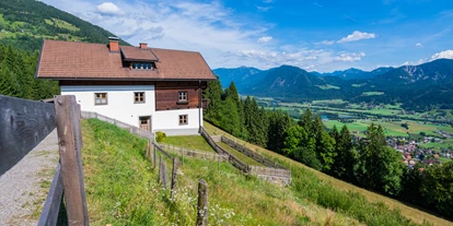 Hüttendorf - Chaletgröße: 8 - 10 Personen - Beim Rauter - Blick auf Greifenburg - Beim Rauter – Emberger Alm