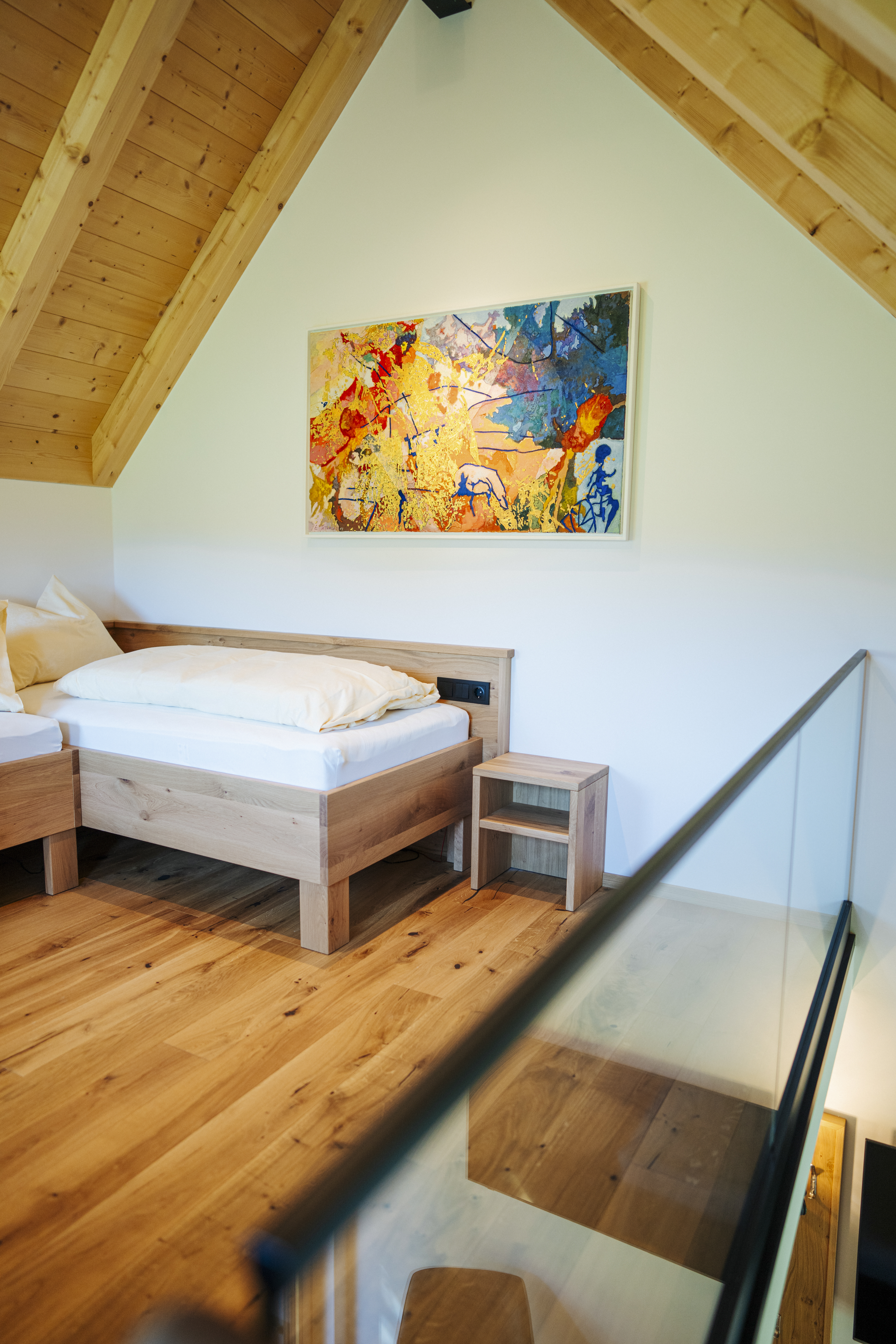 Chalet: Obere Etage Maisonette-Zimmer mit Glasfront - Das Jakob – Historia in Otium - Innen