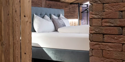 Hüttendorf - Pfunds - Schlafzimmer - Chalet Laudegg