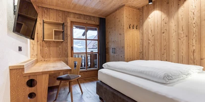 Hüttendorf - Pfunds - Schlafzimmer - Chalet Laudegg