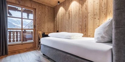 Hüttendorf - Pfunds - Schlafzimmer - Chalet Laudegg