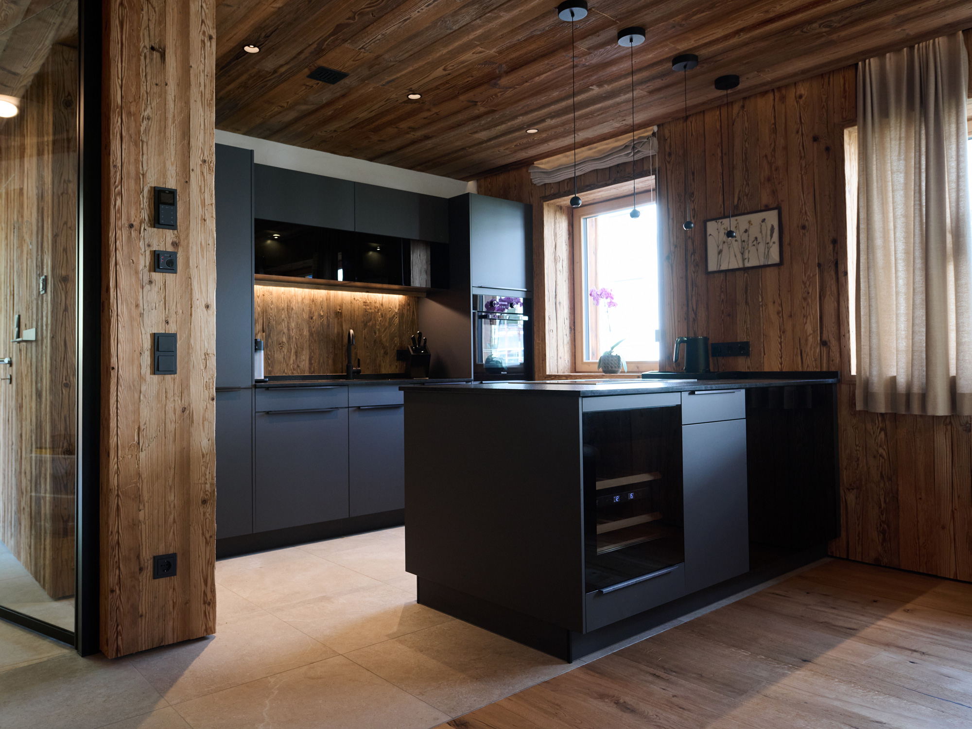 5-Sterne Luxus Ziegelberg Chalets  Hütten im Detail Küche "Chalet Schlossblick"