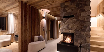 Hüttendorf - Parkplatz direkt an der Hütte - Offener Kamin - Luxus Chalet Schlossblick