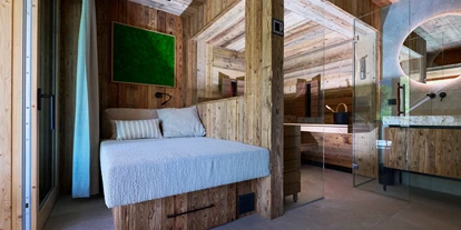 Hüttendorf - Parkplatz direkt an der Hütte - Private Sauna mit Relax Couch - Luxus Chalet Schlossblick